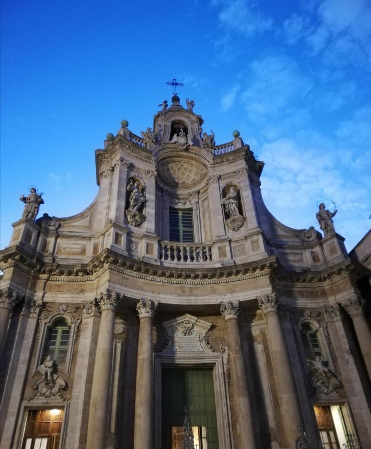 Dg Sicily Hotel Catania Bagian luar foto
